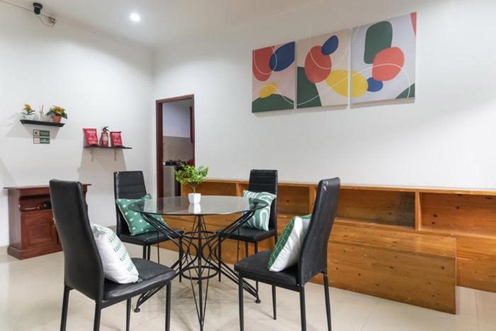 Guest house Mono Coliving Benhil, Pusat