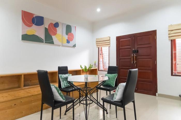 Rumah tetamu Mono Coliving Benhil, Pusat